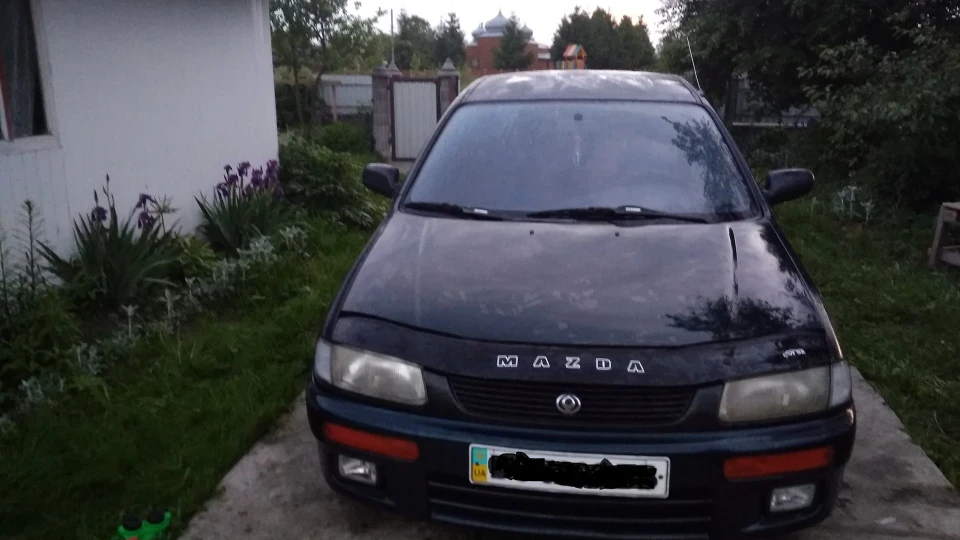 Mazda 323 бензин, 1.3
