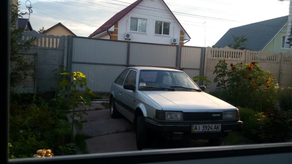 Mazda 323 BF E6 2