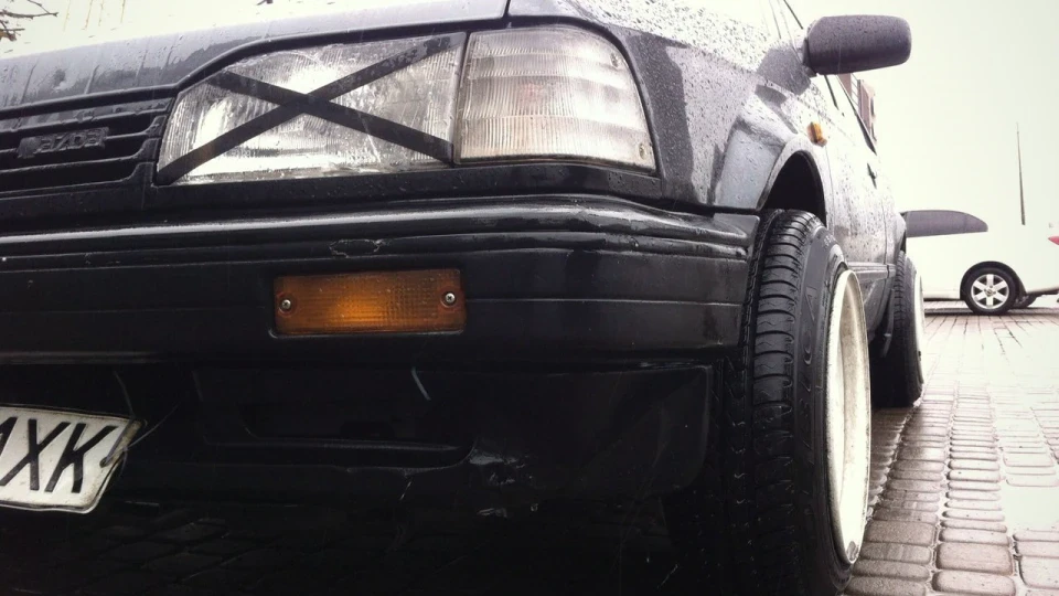 Mazda 323 BF III Gudilo 2
