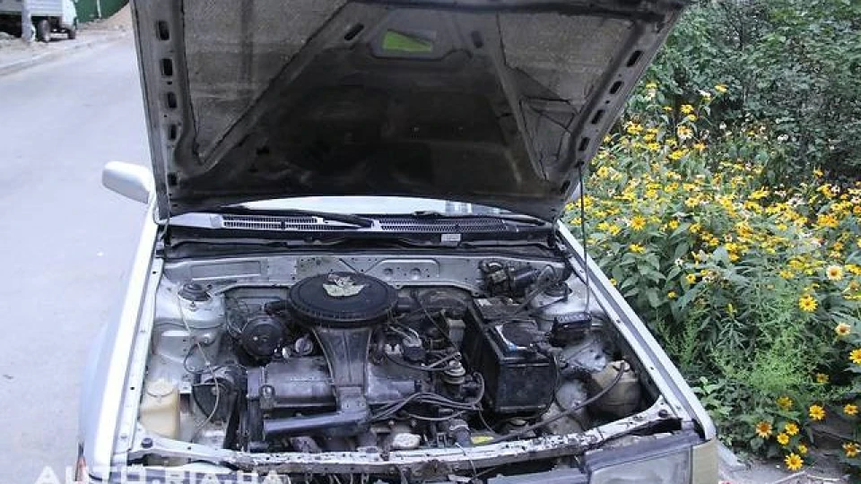 Mazda 323 BF Седан 2