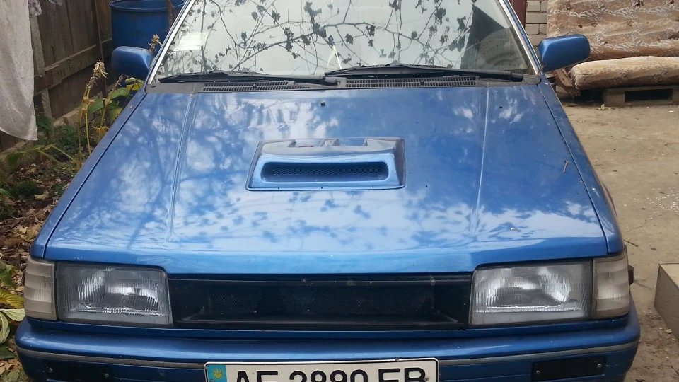 Mazda 323 BF 2