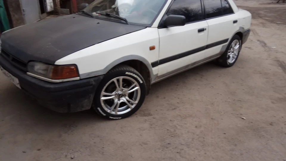 Mazda 323 BG 1.7 diesel 3