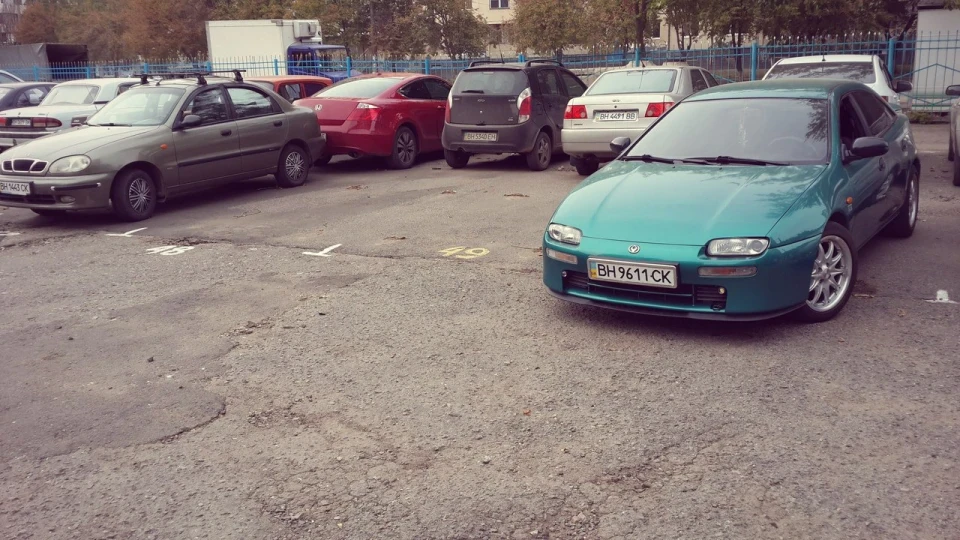 Mazda 323 Бубочка 4