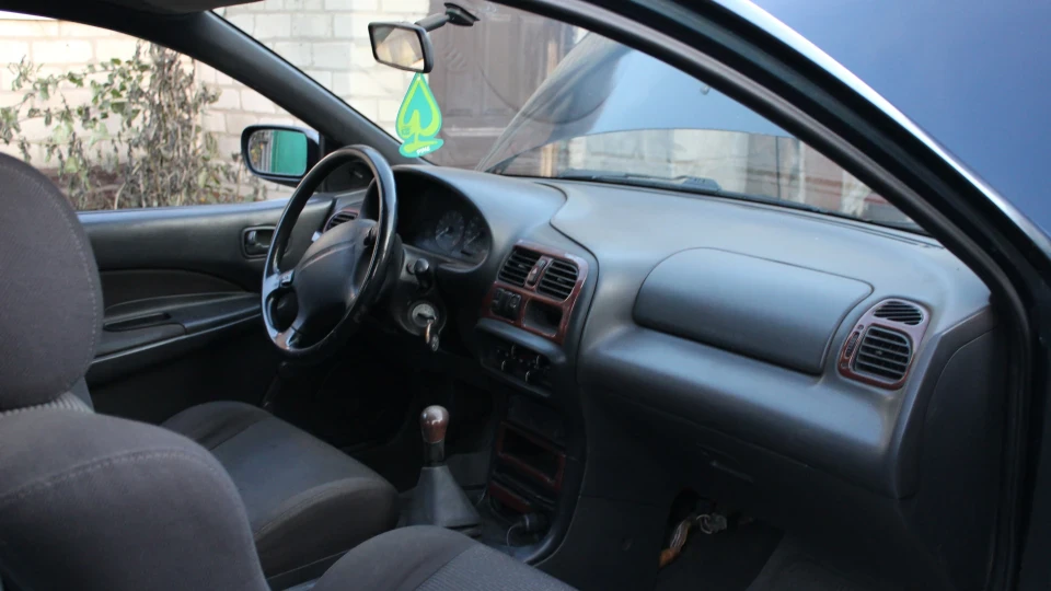 Mazda 323 C (BA) «Sonic Speed» 5