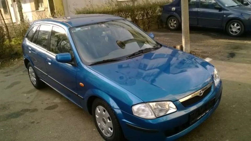 Mazda 323 Чистюля 2