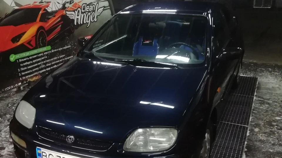 Mazda 323 Coupe. Авто з відерцем 2