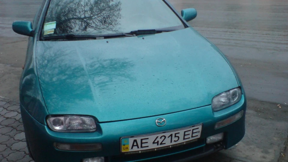 Mazda 323 ефка *крабік* 3