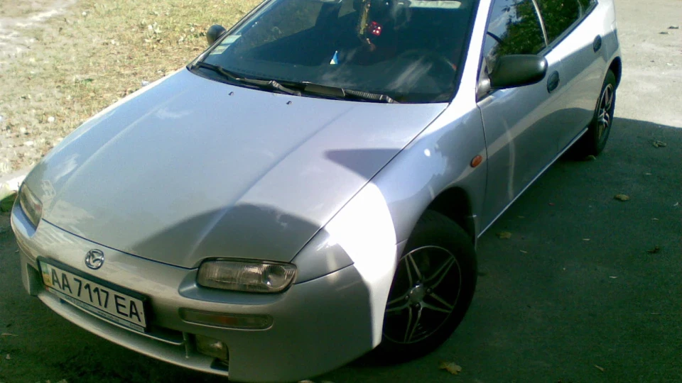 Mazda 323 Эфка 4