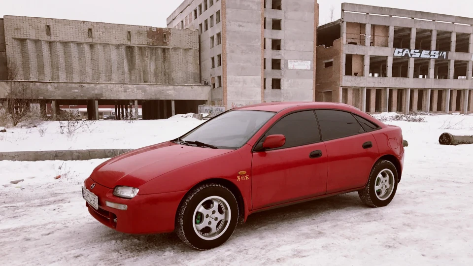 Mazda 323 F 1.5 16v Ластівка