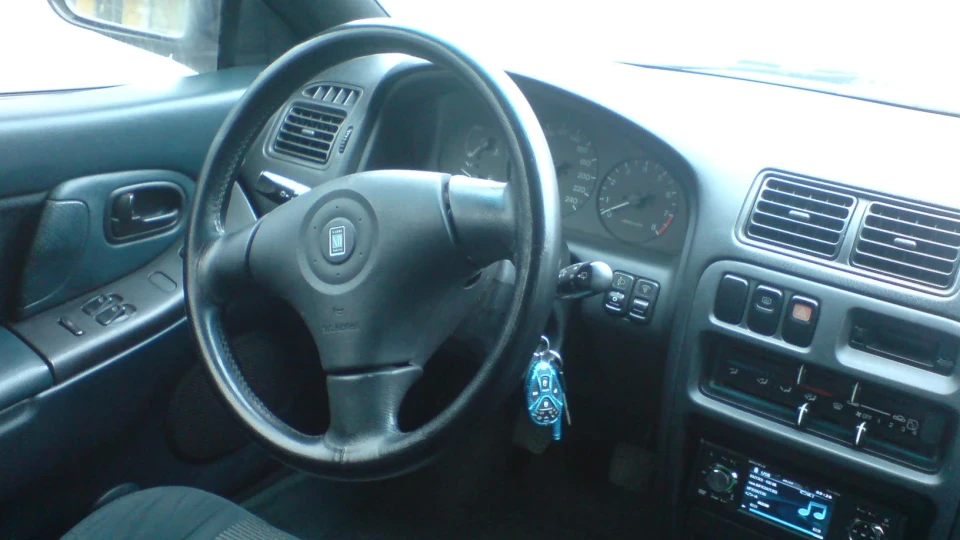 Mazda 323 F 1.8 BA 2