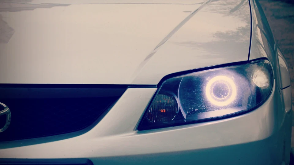 Mazda 323 f 2.0 ditd 3