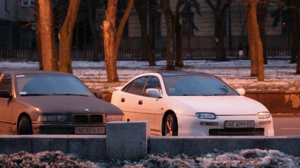 Mazda 323 F 2.5V6 white butterfly 3