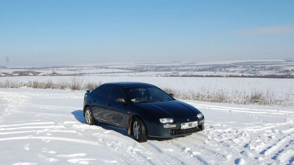 Mazda 323 F BA Forever Young 2