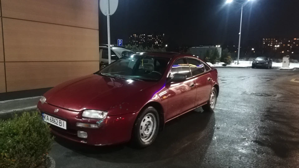 Mazda 323 F BA Вишня 🍒 2