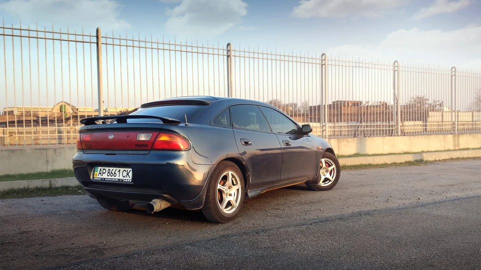 Mazda 323 f BA ZZ 3