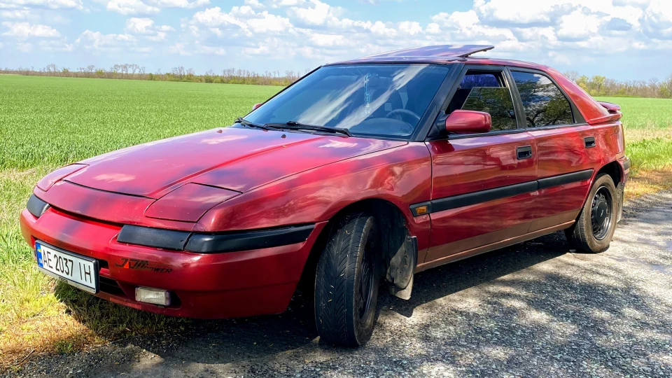 Mazda 323 F BG 3