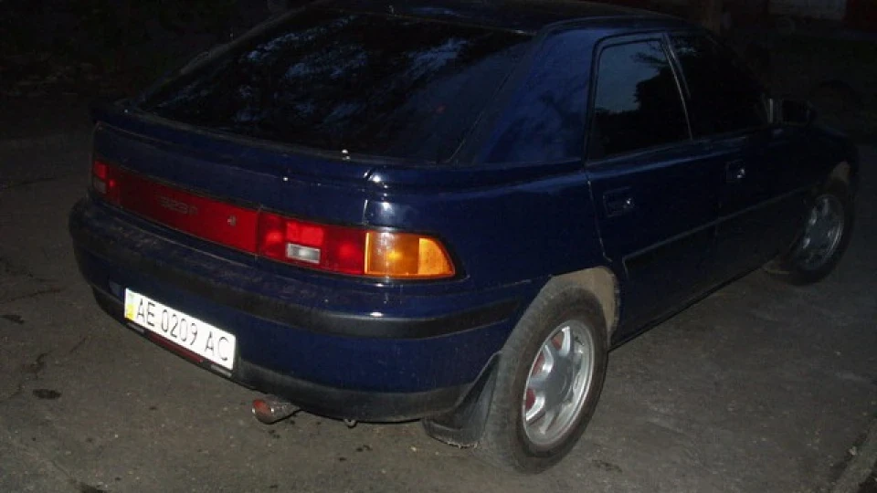 Mazda 323 F ЦУКЕРЕЧКА))) 2