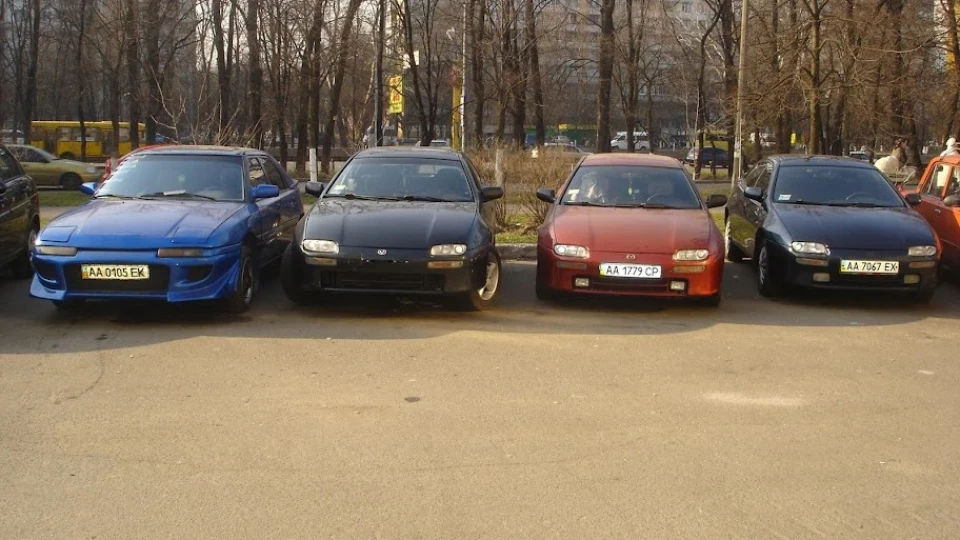 Mazda 323 F Сліпа 4