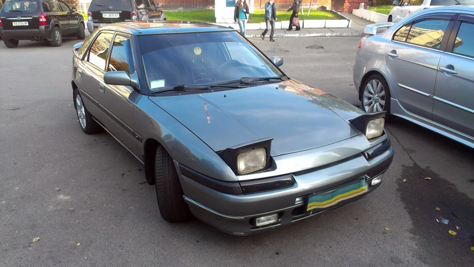 Mazda 323 f 3