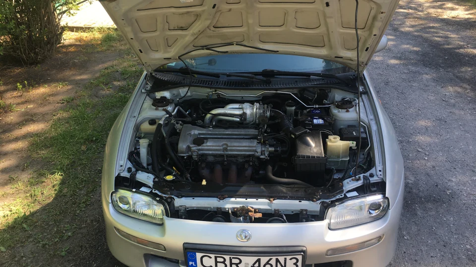 Mazda 323 F 5