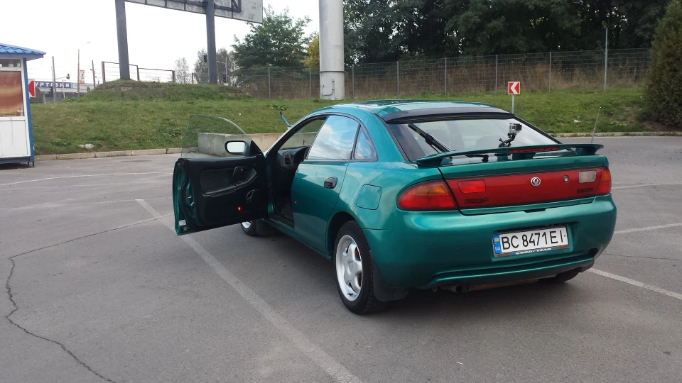 Mazda 323 F 3