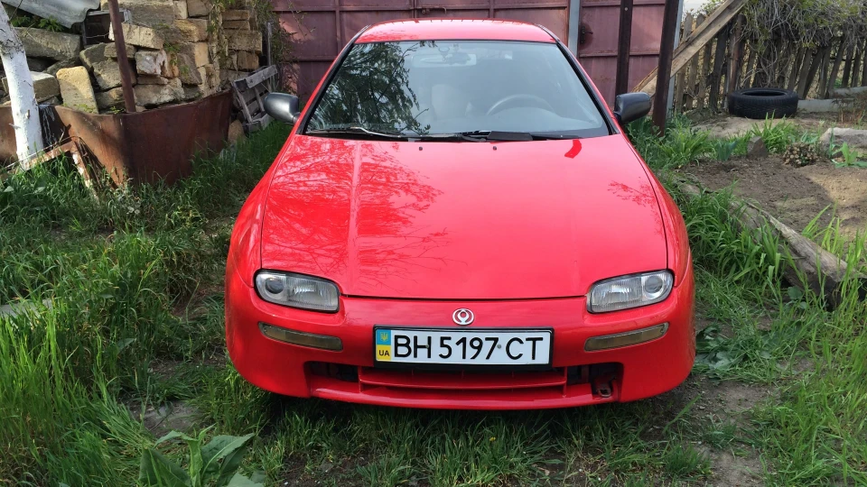 Mazda 323 f 3