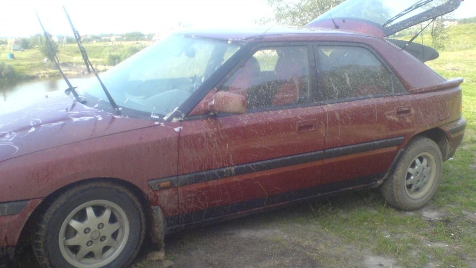 Mazda 323 F 5