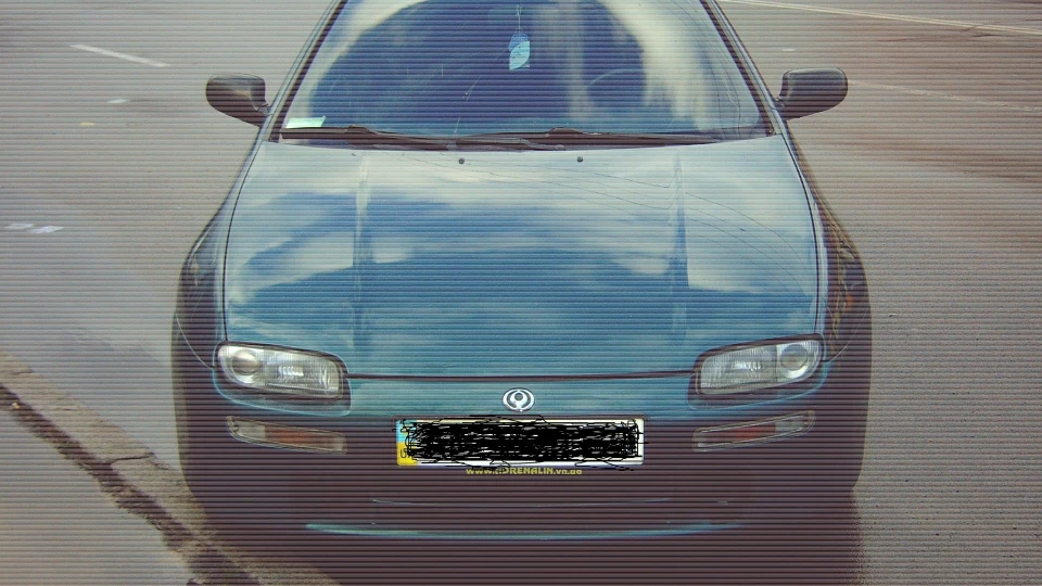 Mazda 323 F(BA) 3