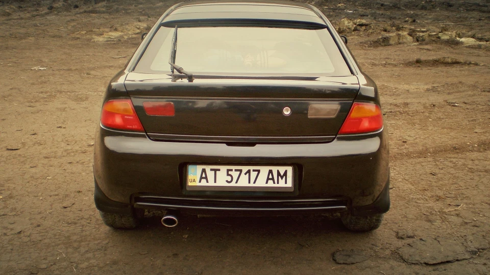 Mazda 323 Ferrari для бідних 4