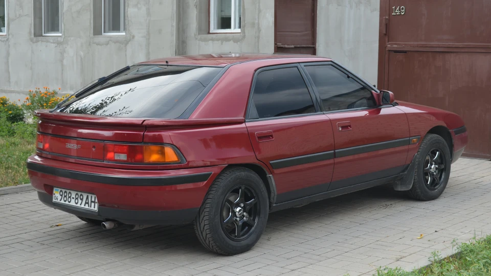 Mazda 323 Гнила Вишня 3