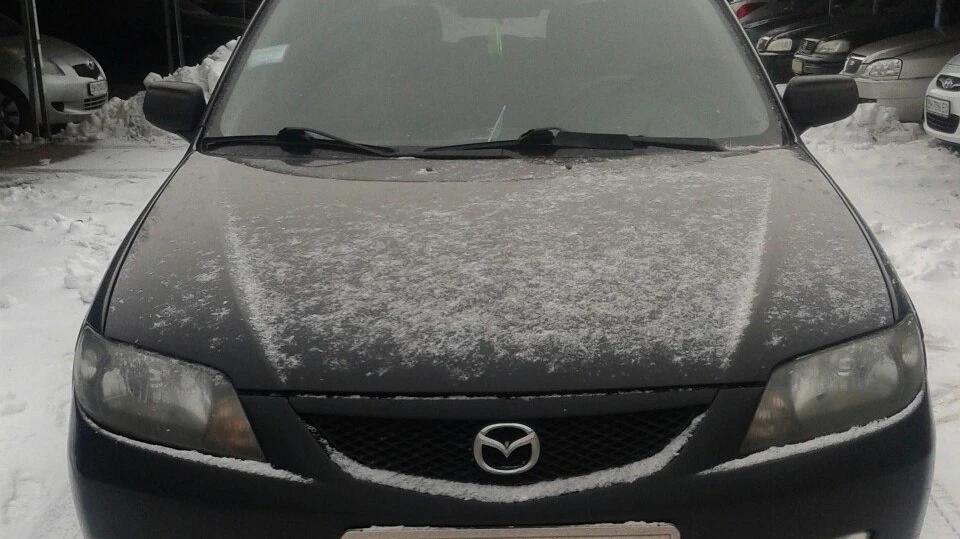Mazda 323 гонка 2