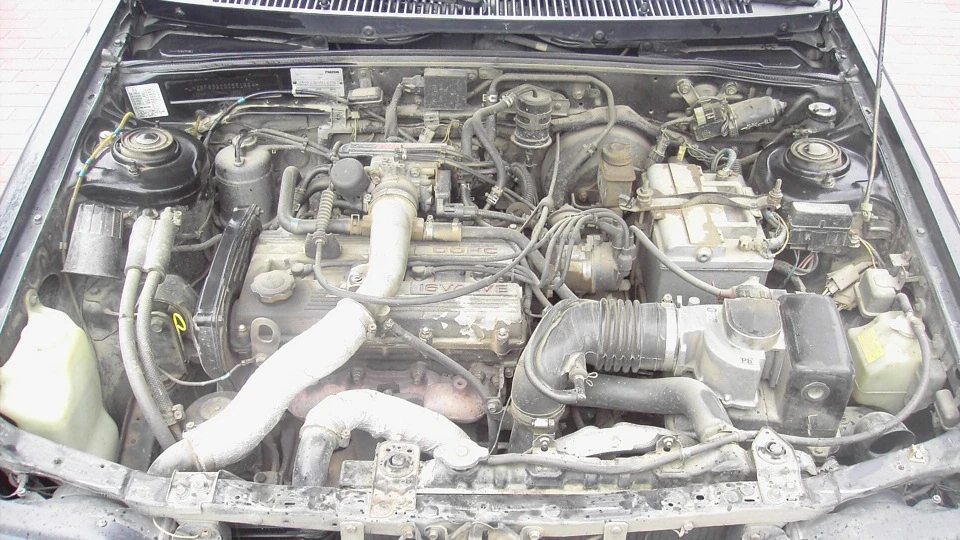Mazda 323 GT Turbo 4WD 2