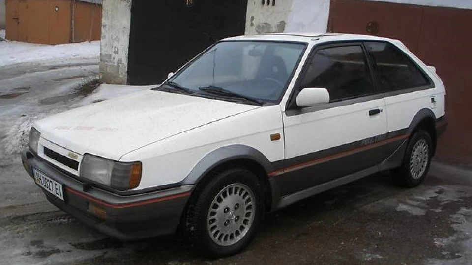 Mazda 323 gtx full-time 4wd 2