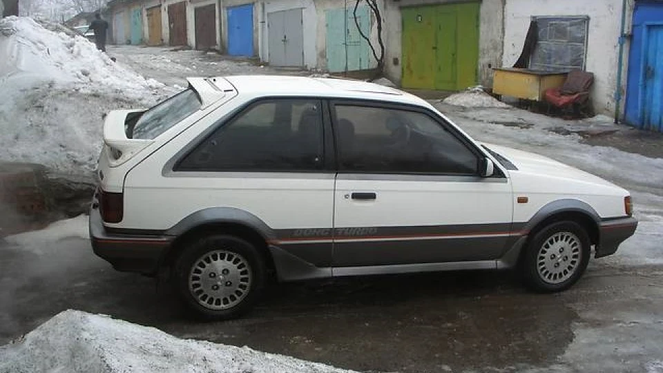 Mazda 323 gtx full-time 4wd 3