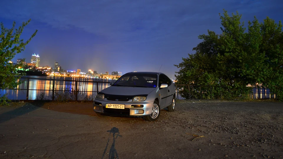 Mazda 323 Highway Star 2