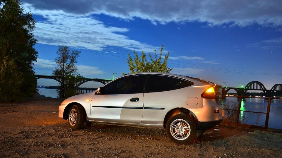 Mazda 323 Highway Star 3