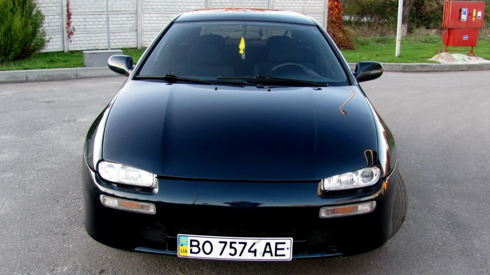 Mazda 323 Япошечка 1.5 4