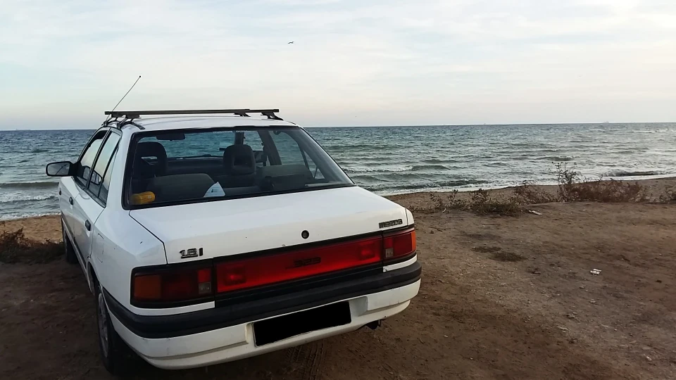 Mazda 323 IV BG 1.8 5