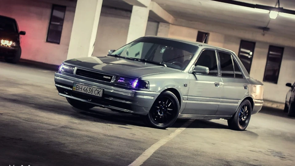 Mazda 323 "Jazz" 2