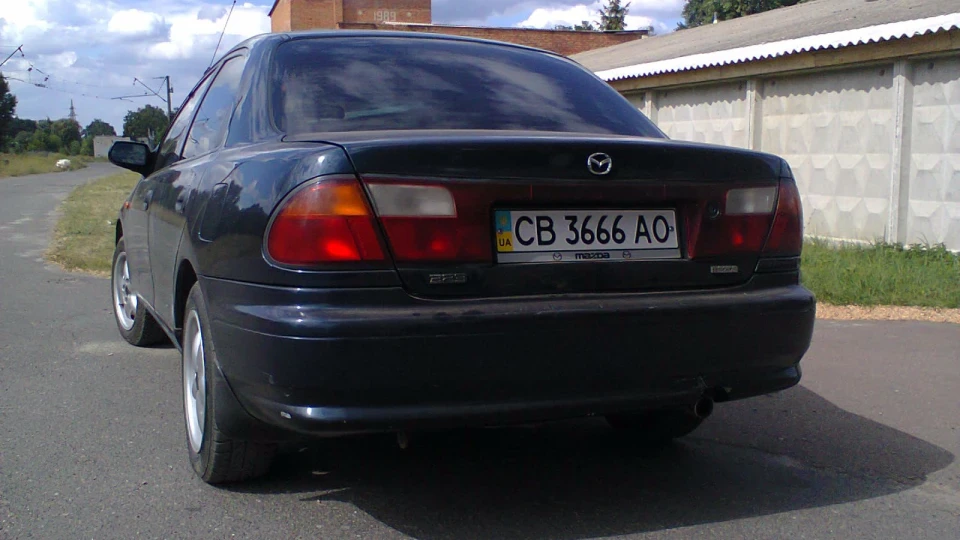 Mazda 323 кузов ВА 1.5 4