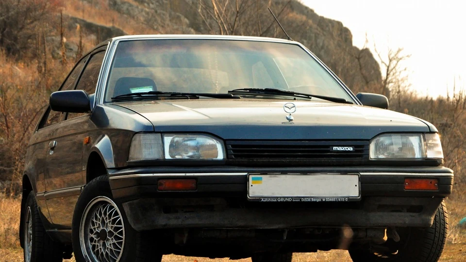 Mazda 323 маZдилка 2