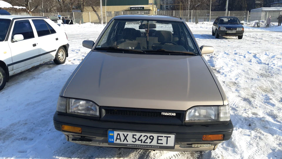 Mazda 323 Маздочка 2