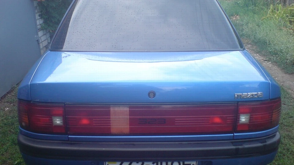 Mazda 323 моя колишня 5