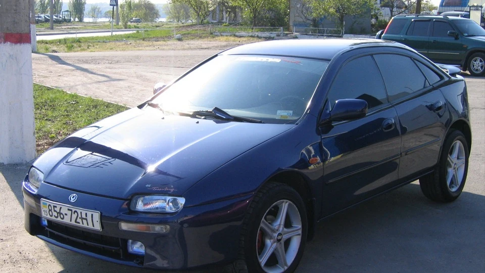 Mazda 323 Моя стара Fffff-ка 3