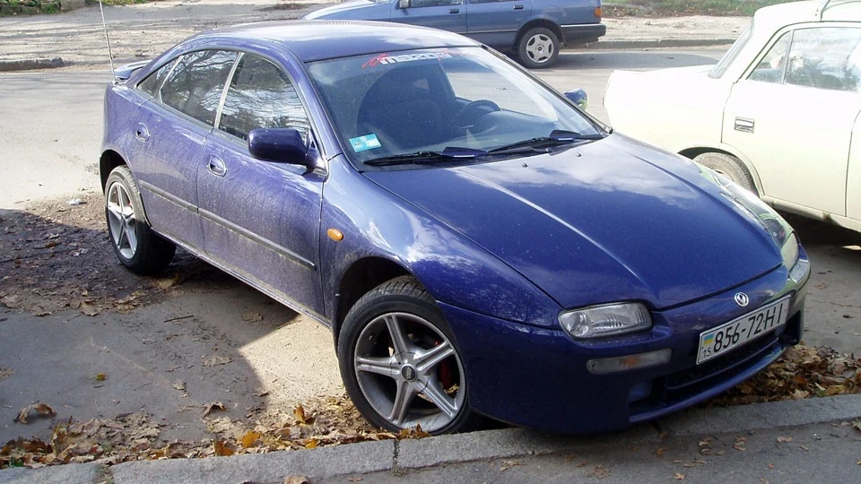 Mazda 323 Моя стара Fffff-ка 4