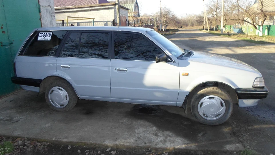 Mazda 323 Naomi 3