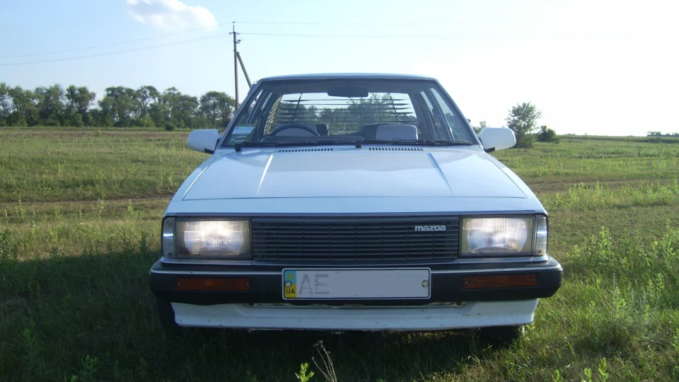 Mazda 323 Дуже швидка дитина 2