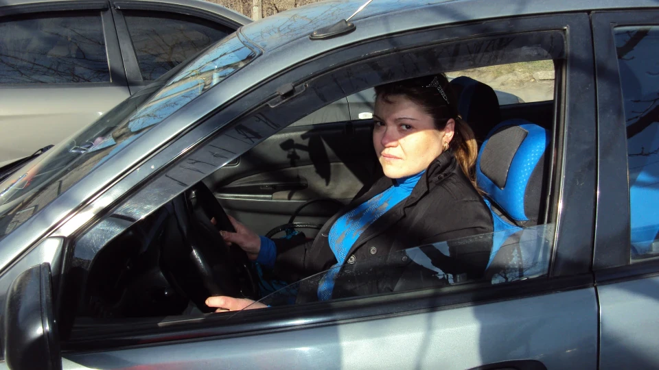 Mazda 323 OK (крапка).
