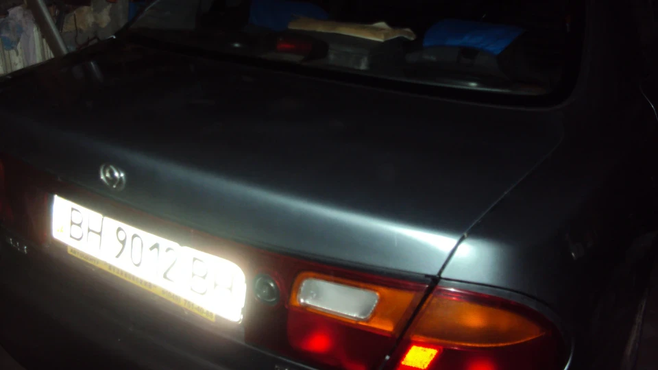 Mazda 323 OK (крапка). 2