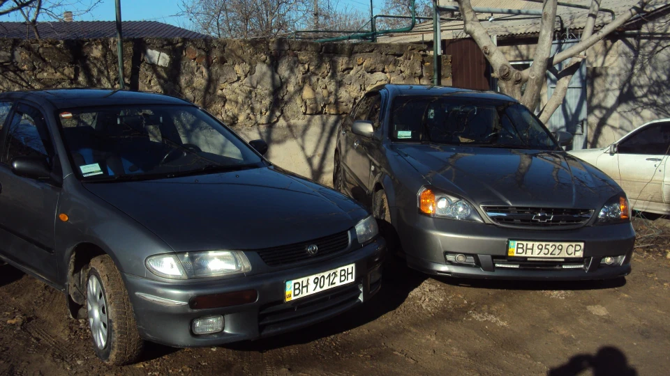 Mazda 323 OK (крапка). 4